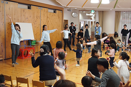【幼稚園】2歳児保育「わくわくルーム」を開催しました