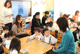 【幼稚園】「親子カルタ大会」を開催しました