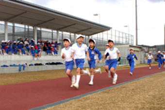 【小学校】プライマリーマラソン大会を行いました