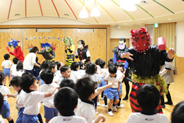 【幼稚園】節分の日の会を行いました
