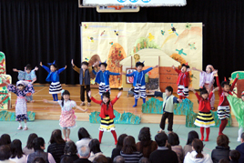 【幼稚園】第6回「みてみて☆きらきら発表会」を行いました