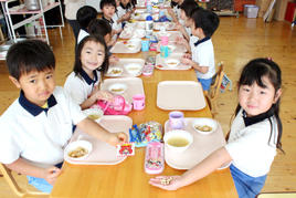 【幼稚園】節分の日の会を行いました