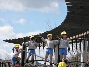 【幼稚園】年長の子どもたちがおわかれ遠足に出かけました