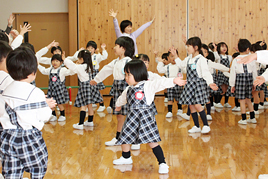 【幼稚園】対面式を行いました