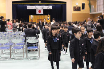 【小学校】平成26年度「奈良学園小学校」入学式を挙行しました