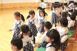 【幼稚園】対面式を行いました