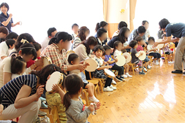 【幼稚園】2歳児保育「わくわくルーム」を開催しました