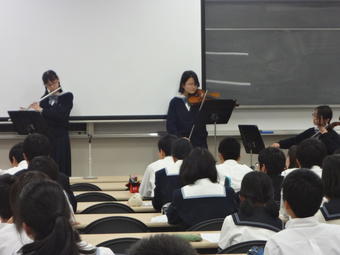 【中学校】中学１年生　クラブオリエンテーションを行いました