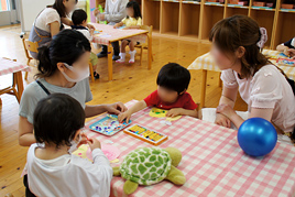 【幼稚園】2歳児保育「わくわくルーム」を開催しました