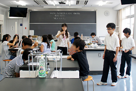 【中学校】体験授業を行いました