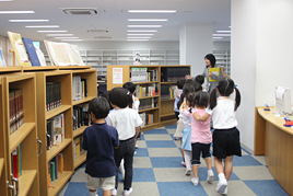 【小学校】平成26年度「わくわく！ ブックワールド」を開催しました