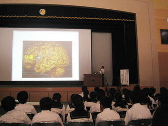 【中学校】【高等学校】第13回登美ヶ丘講演を開催しました。