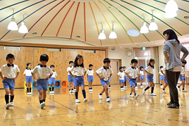 【幼稚園】第4回「マーチング教室」を行いました