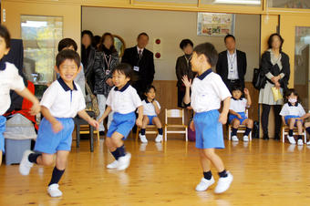 【幼稚園】「自由参観」を行いました