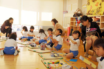 【幼稚園】「自由参観」を行いました