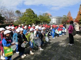 【小学校】P1生(小1)が奈良先端科学技術大学院大学に行きました 。