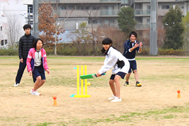 【高等学校】高校1年生（Y2）対象の「クリケット講習会」を行いました