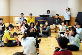 【幼稚園】2歳児保育「わくわくルーム」を開催しました