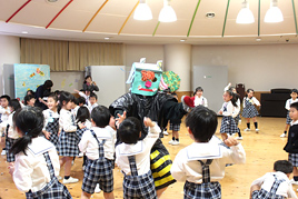 【幼稚園】節分の日の会を行いました