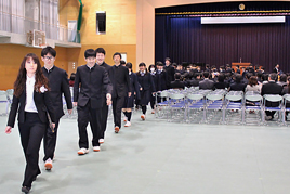 【中学校】中学校卒業証書授与式・Middle課程修了式を行いました