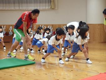【幼稚園】スポーツ教室を行いました③