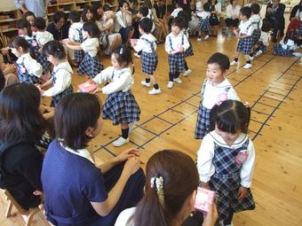 「母の日参観」を行いました