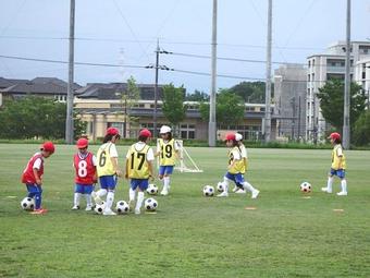 奈良登美サッカースクール好評開催中！