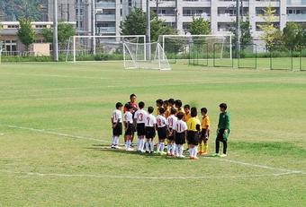 サッカーの練習試合が行われました