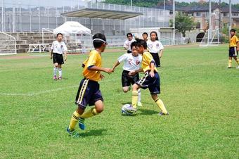 サッカーの練習試合が行われました