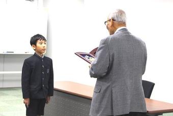 「学校法人奈良学園栄誉賞」の表彰式を行いました