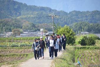 中1学年で社会見学を実施しました