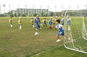 奈良登美サッカースクールを行いました