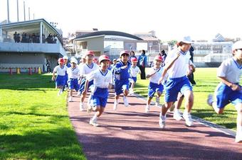 プライマリーマラソン大会を行いました