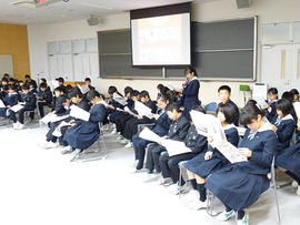 Ｍ１広島宿泊学習報告会を行いました。