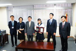 学校法人奈良学園栄誉賞を受賞しました