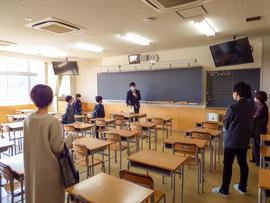 中学校見学会を行いました