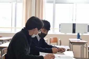 Y2（高1）学年で数学勉強会を実施しました