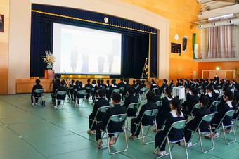 第8回奈良学園小学校卒業証書授与式を挙行しました