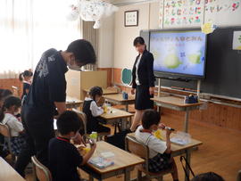 年中・年少児対象　秋の体験授業を行いました