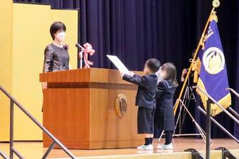 令和4年度奈良学園小学校入学式を行いました