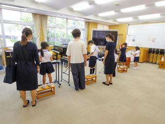 見学ツアー&授業体験を開催しました