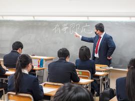 Y1･Y2学年「卒業生によるキャリアトーク講座」を開催しました