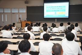 【進路指導】大学模擬授業を実施しました