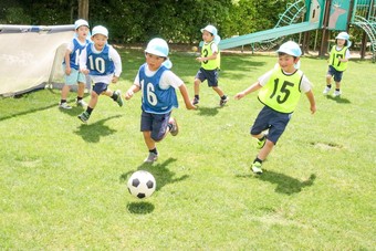 「体育の先生と遊ぼう」を行いました