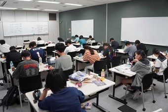 【進路指導】Y3（高2）学年が学習合宿を行いました