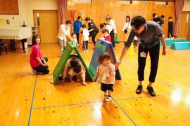 体験入園るんるんなとみん「運動遊びをしよう」を開催しました