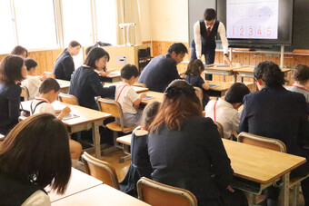 ならがくプレスクール国語・算数with給食試食会を開催しました