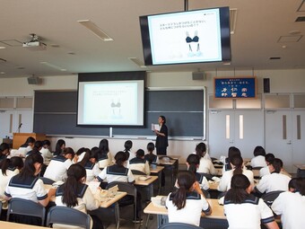女子保健講習会を行いました