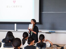 女子保健講習会を行いました