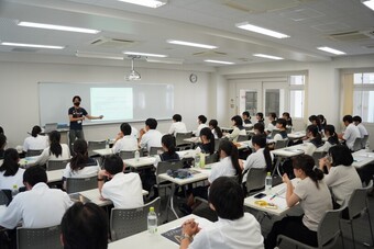 【進路指導】大学探訪（医療系）を実施しました